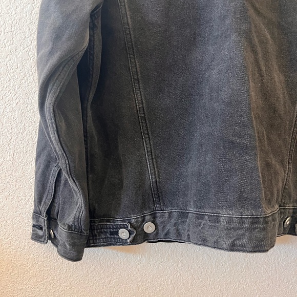 Wild Fable Women’s Oversized Black Denim Jacket NWOT - Picture 9 of 10